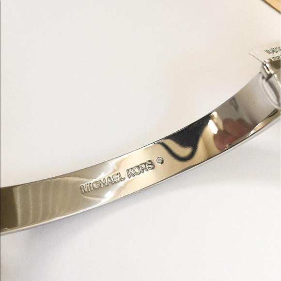 Michael Kors Astor double hinge bangle bracelet - Picture 3 of 6